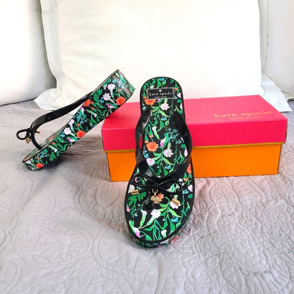 Kate Spade Rhett Flip Flop Wedges, SZ 9